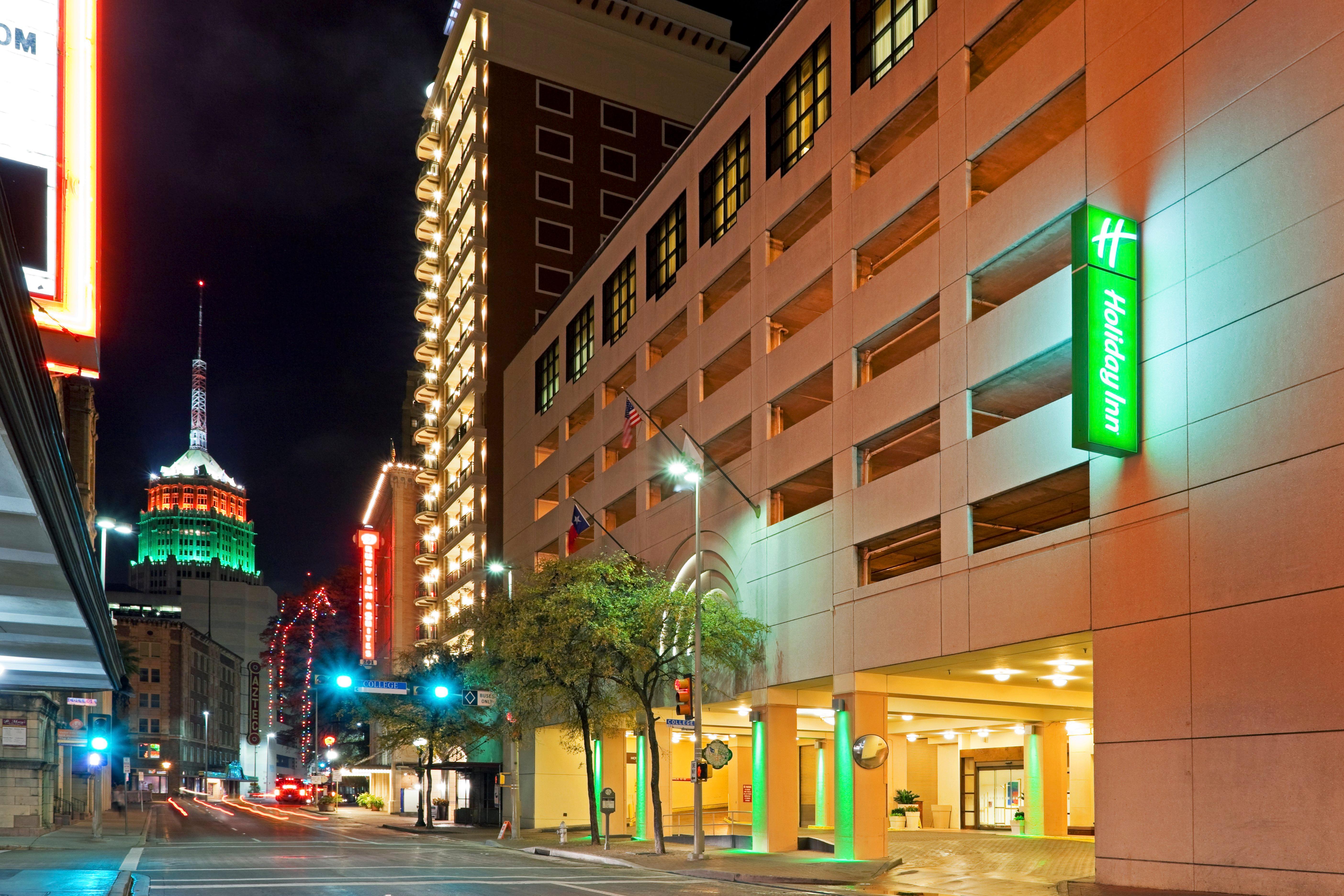 Holiday Inn San Antonio-Riverwalk By Ihg Bagian luar foto
