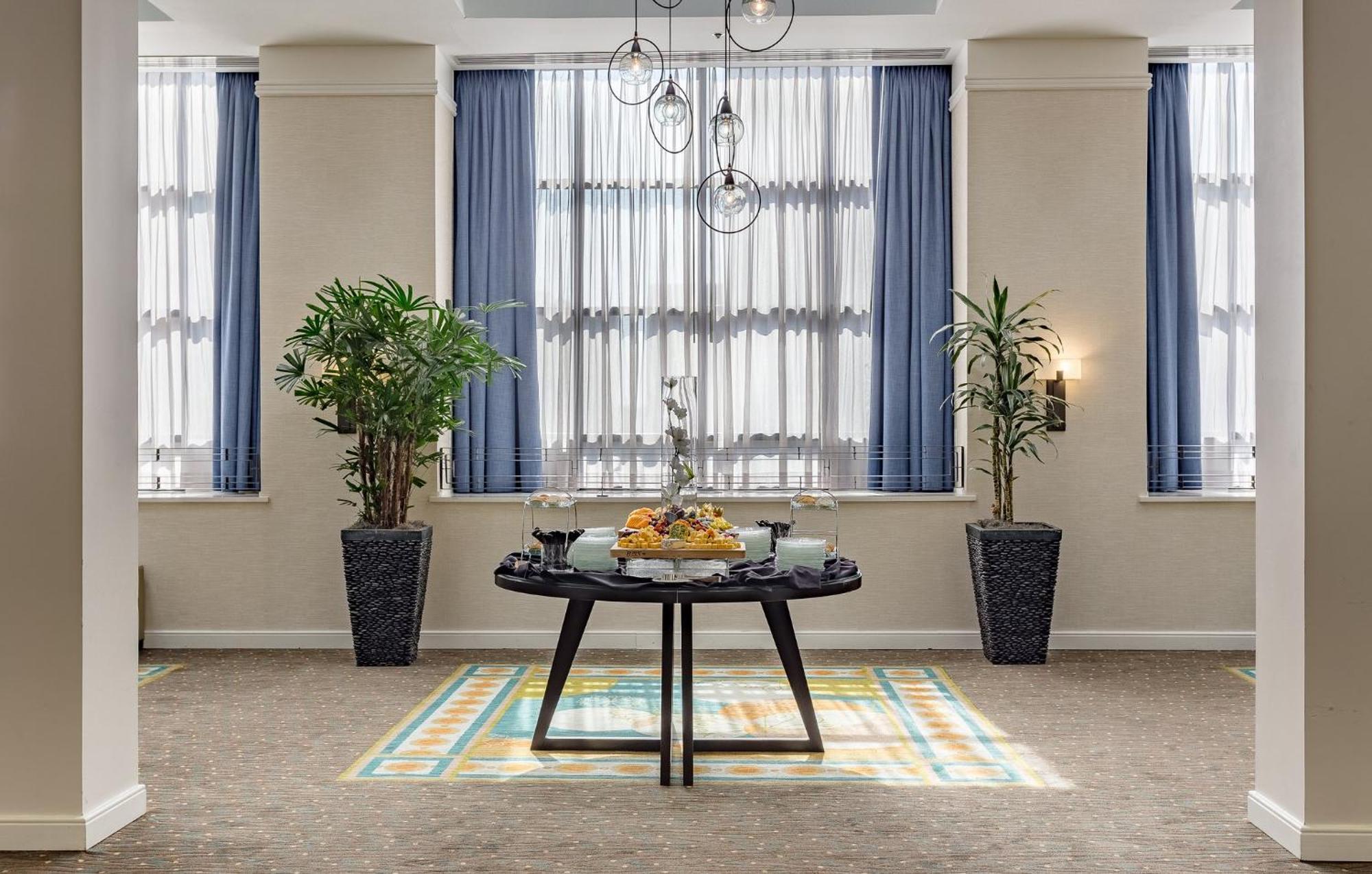 Holiday Inn San Antonio-Riverwalk By Ihg Bagian luar foto