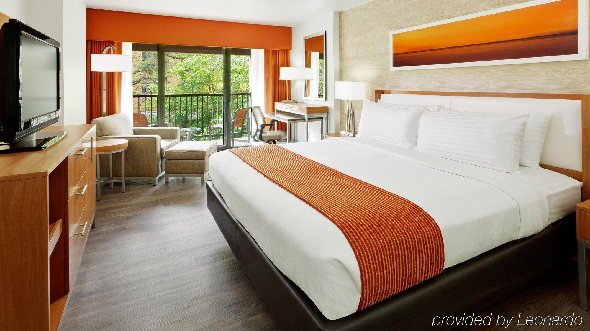 Holiday Inn San Antonio-Riverwalk By Ihg Bagian luar foto